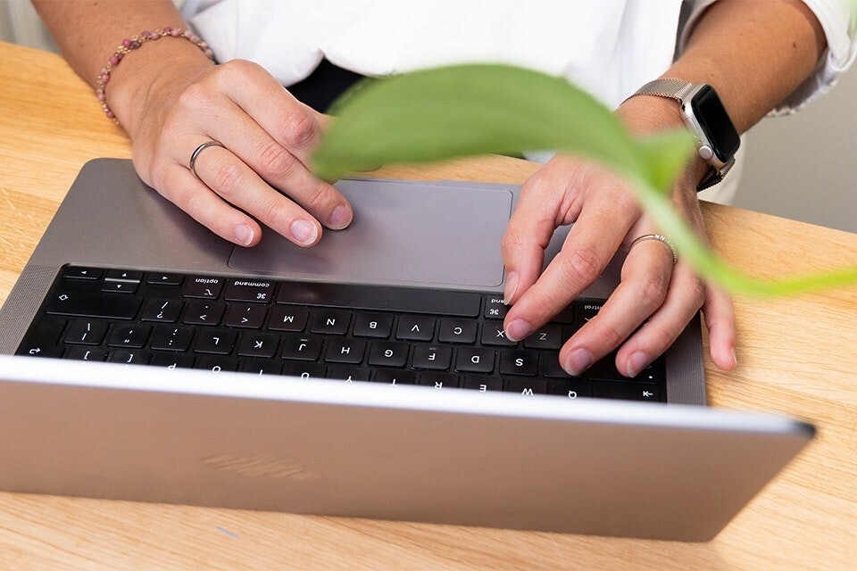 hp laptop sell