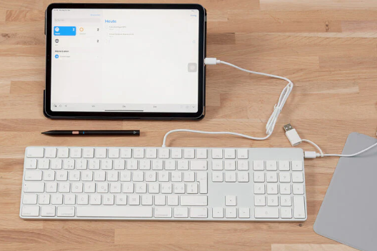 USB-C keyboard